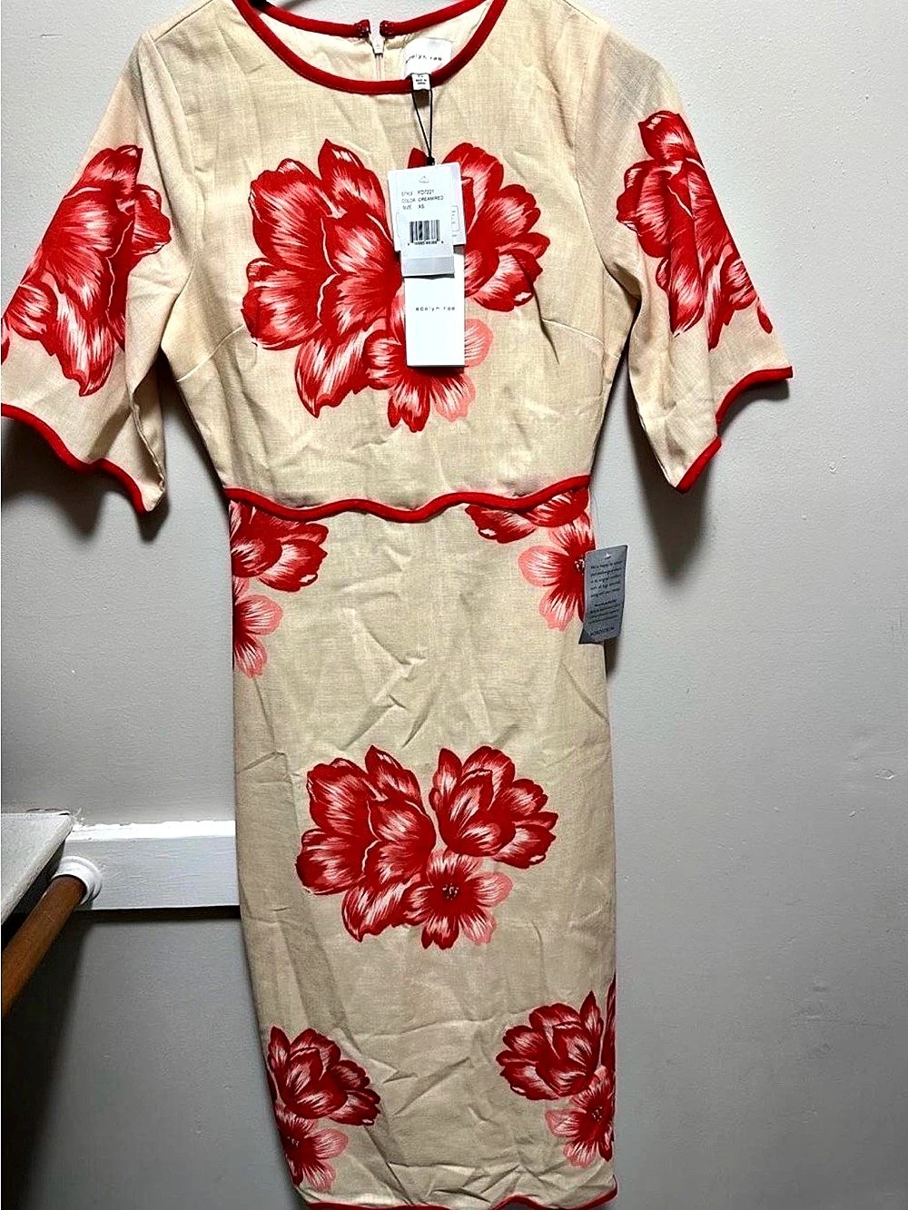 adelyn rae Floral Maxi Dress in Cream & Red Size XS NWT